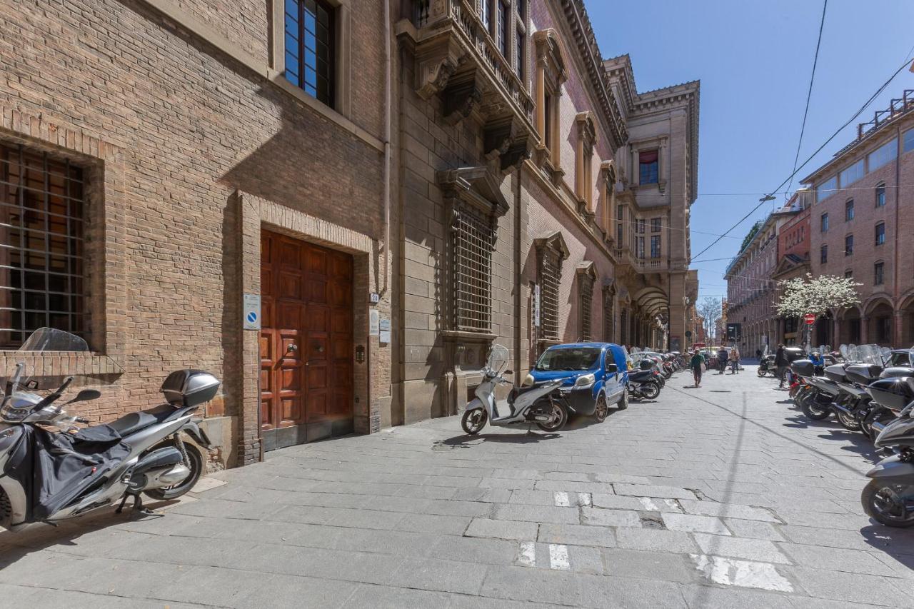 Bologna Santo Stefano Art & Design Apartment Ngoại thất bức ảnh